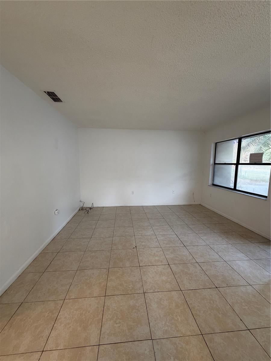 Image 3 of 11 For 6820 7th Street B