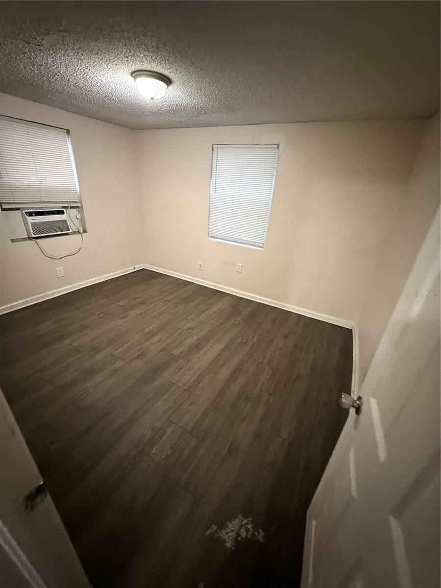 Image 7 of 7 For 1325 25th Street