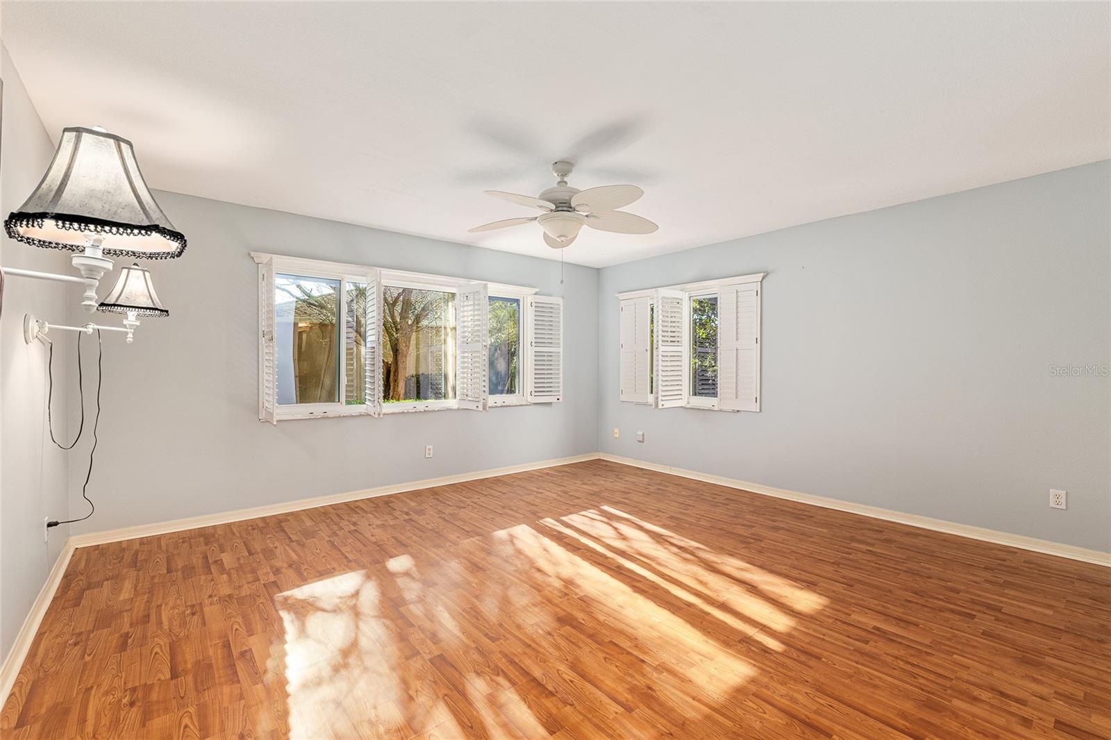 Image 22 of 42 For 9526 92nd Place Road