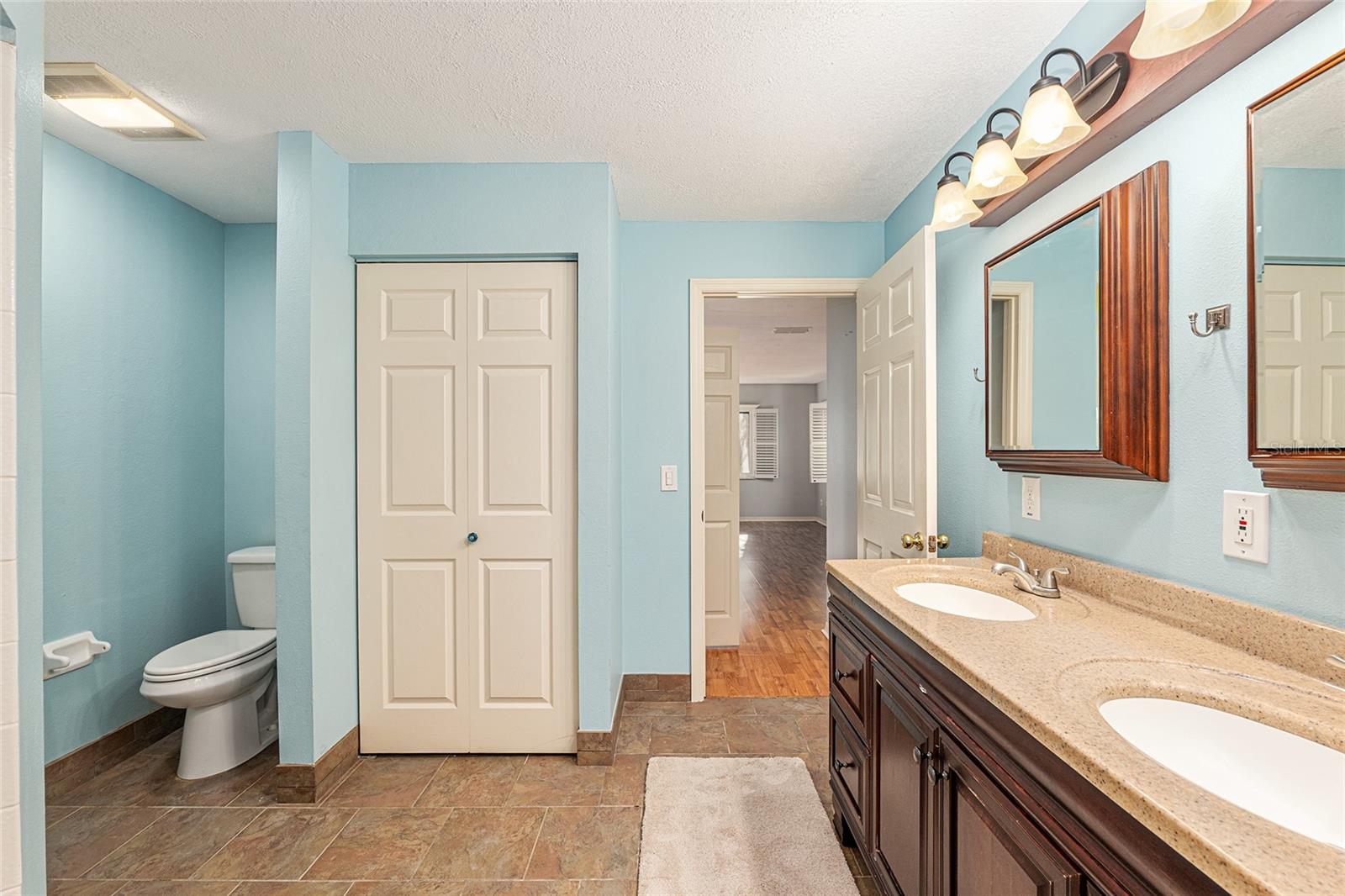 Image 25 of 42 For 9526 92nd Place Road