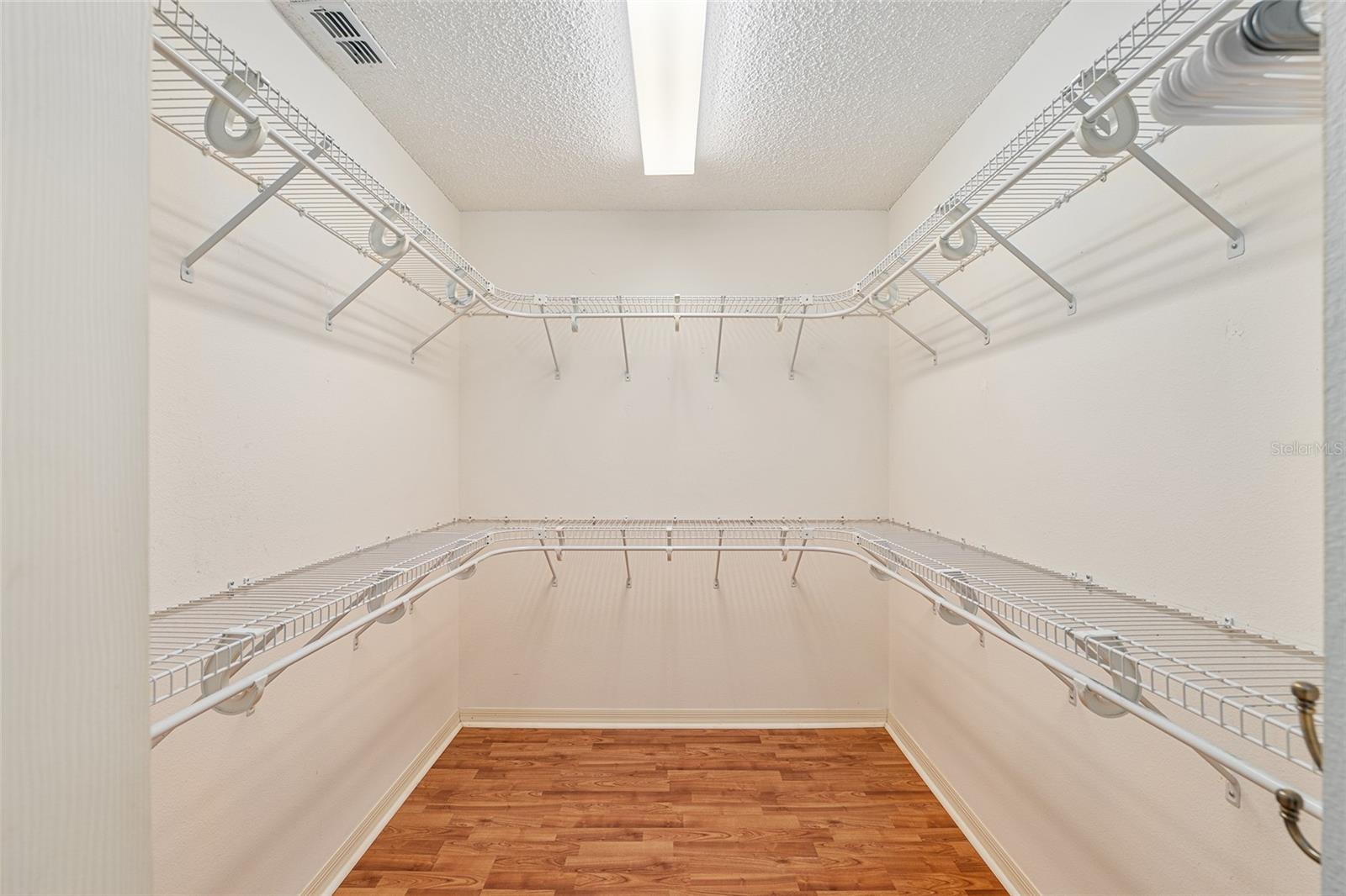 Image 26 of 42 For 9526 92nd Place Road