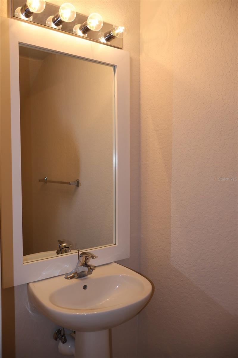 Image 24 of 36 For 4953 45th Circle