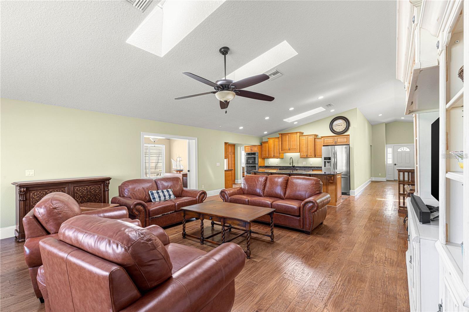 Image 20 of 56 For 9120 91st Terrace