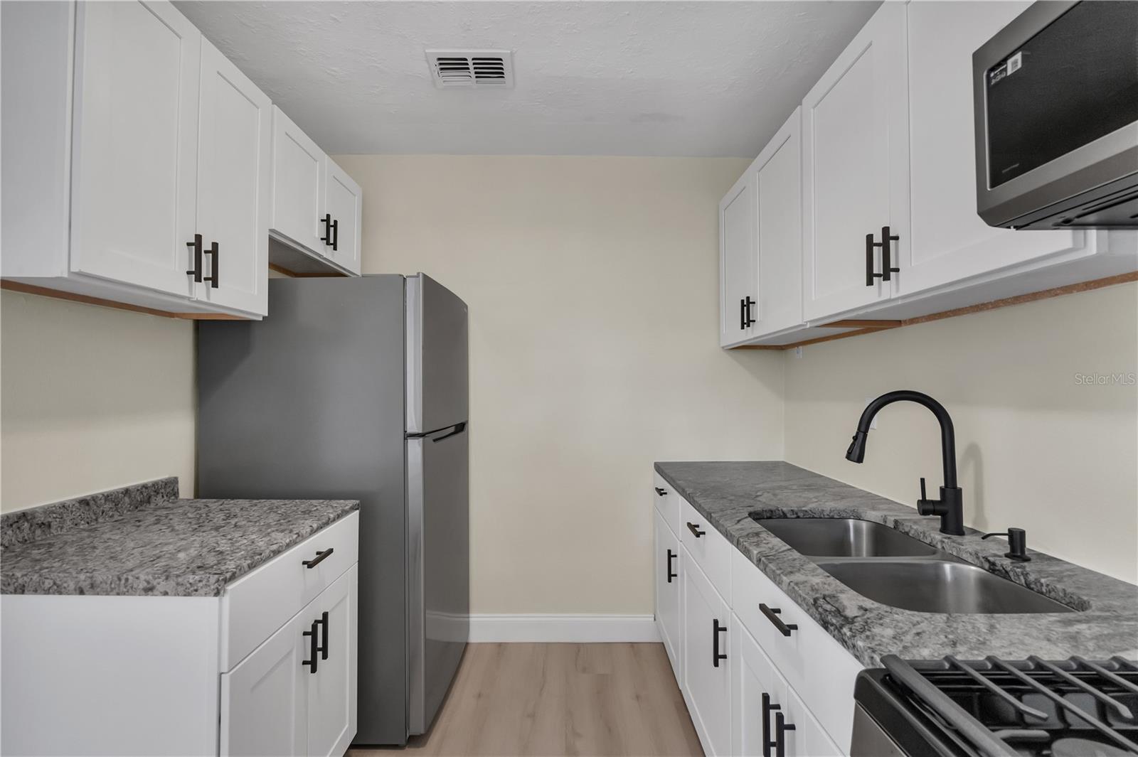 Image 9 of 29 For 7514 Mandarin Drive