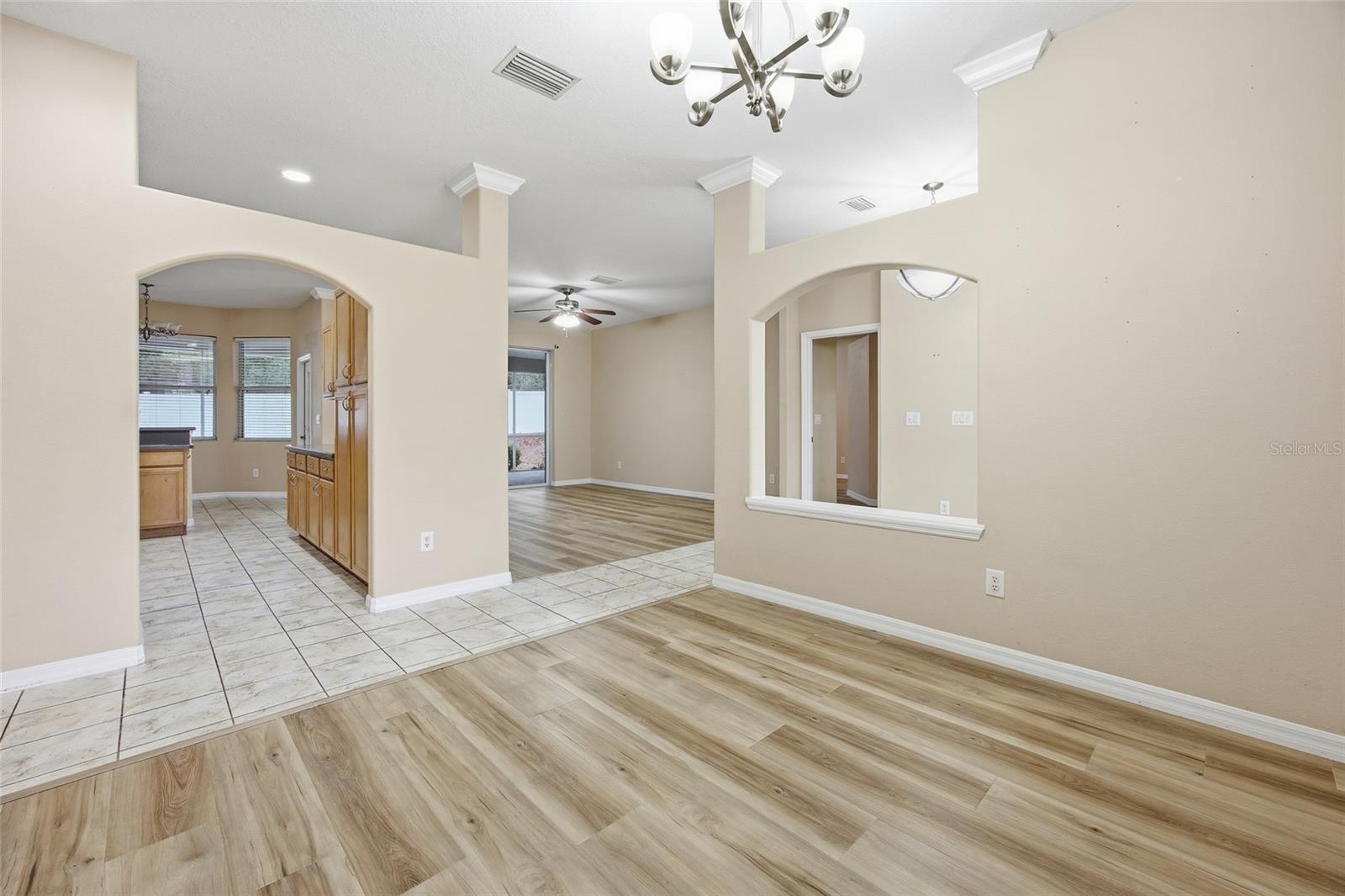 Image 2 of 45 For 6515 N. Bedstrow Blvd