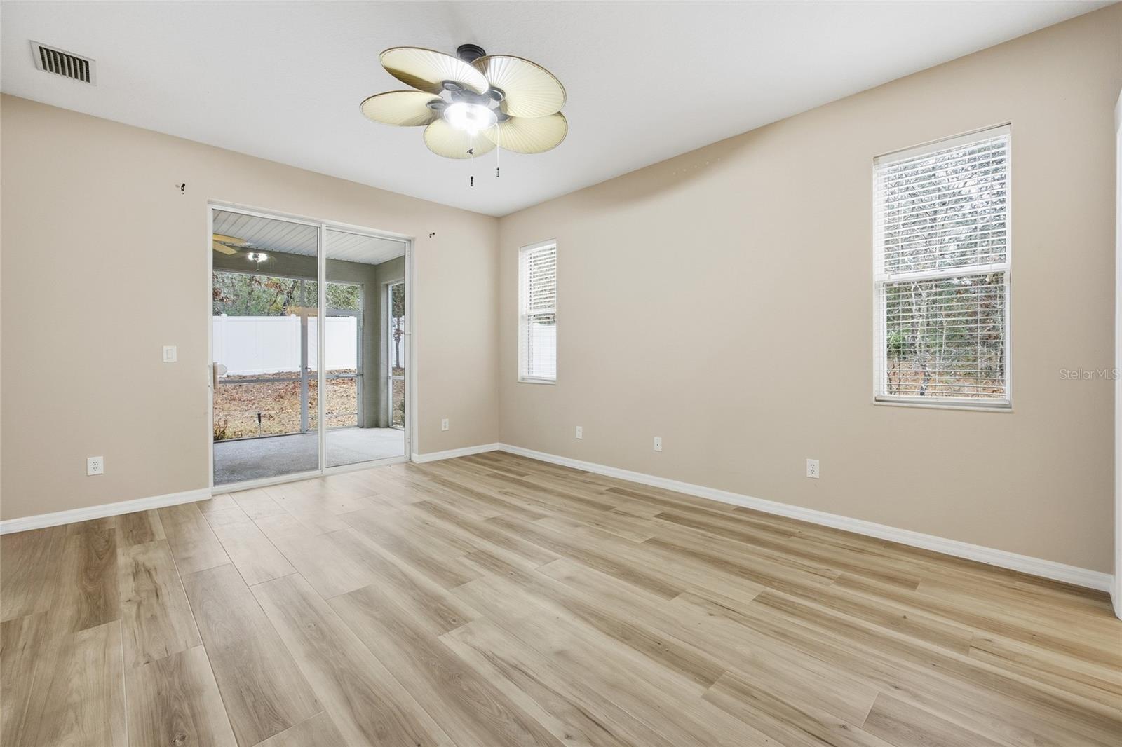 Image 25 of 45 For 6515 N. Bedstrow Blvd