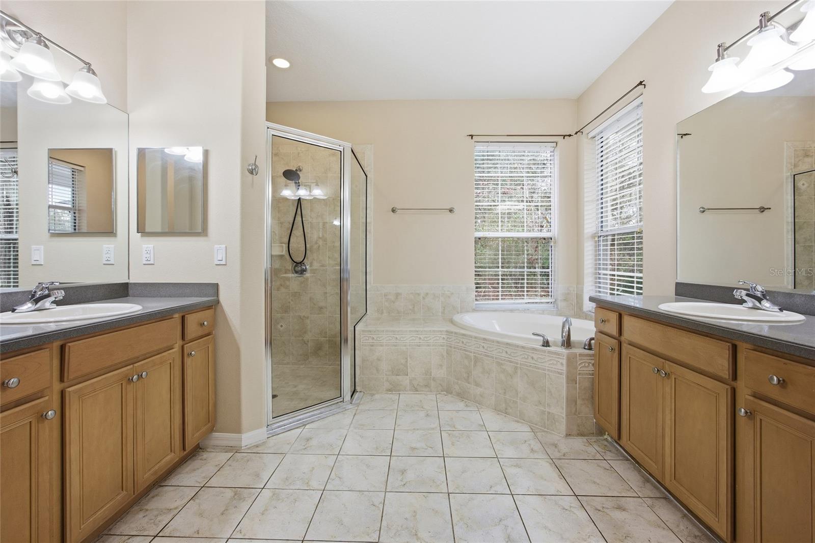 Image 29 of 45 For 6515 N. Bedstrow Blvd