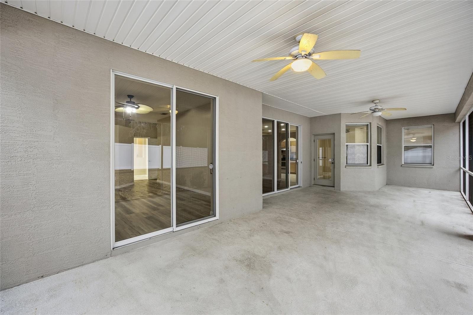 Image 33 of 45 For 6515 N. Bedstrow Blvd