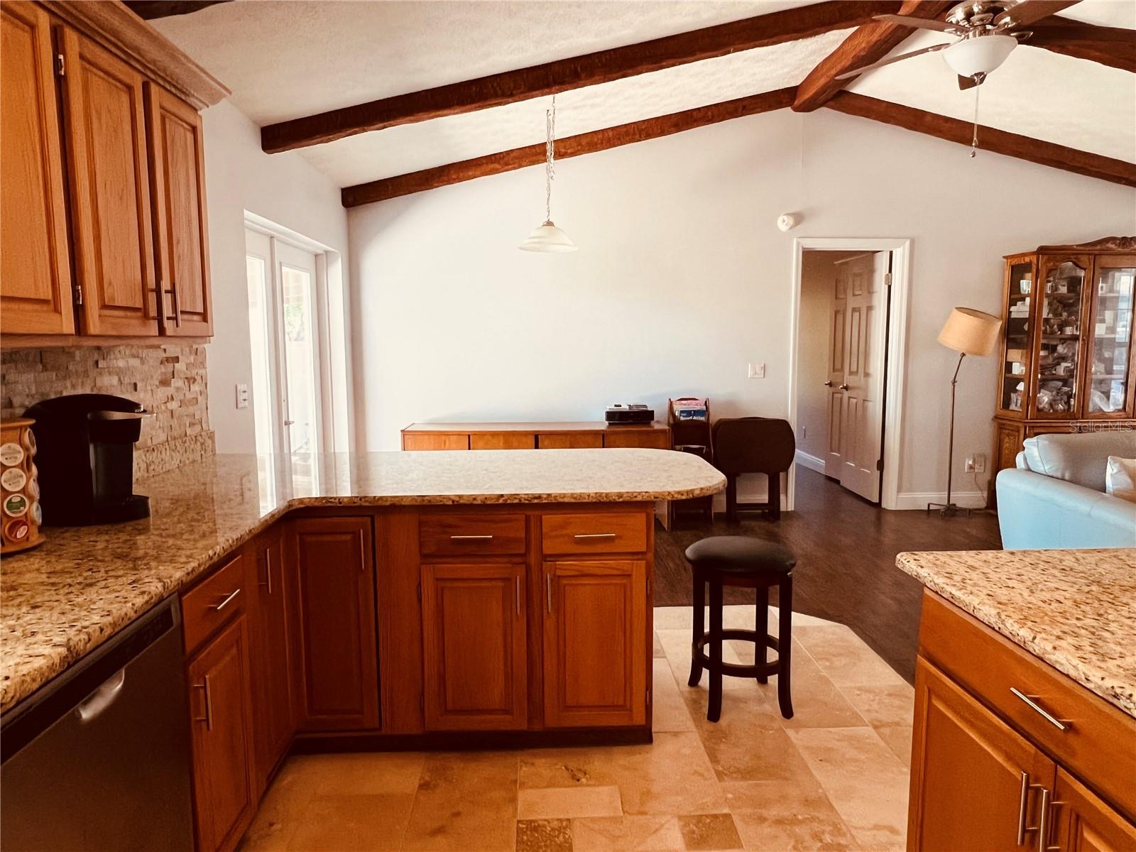 Image 16 of 40 For 7961 Riverbend Road