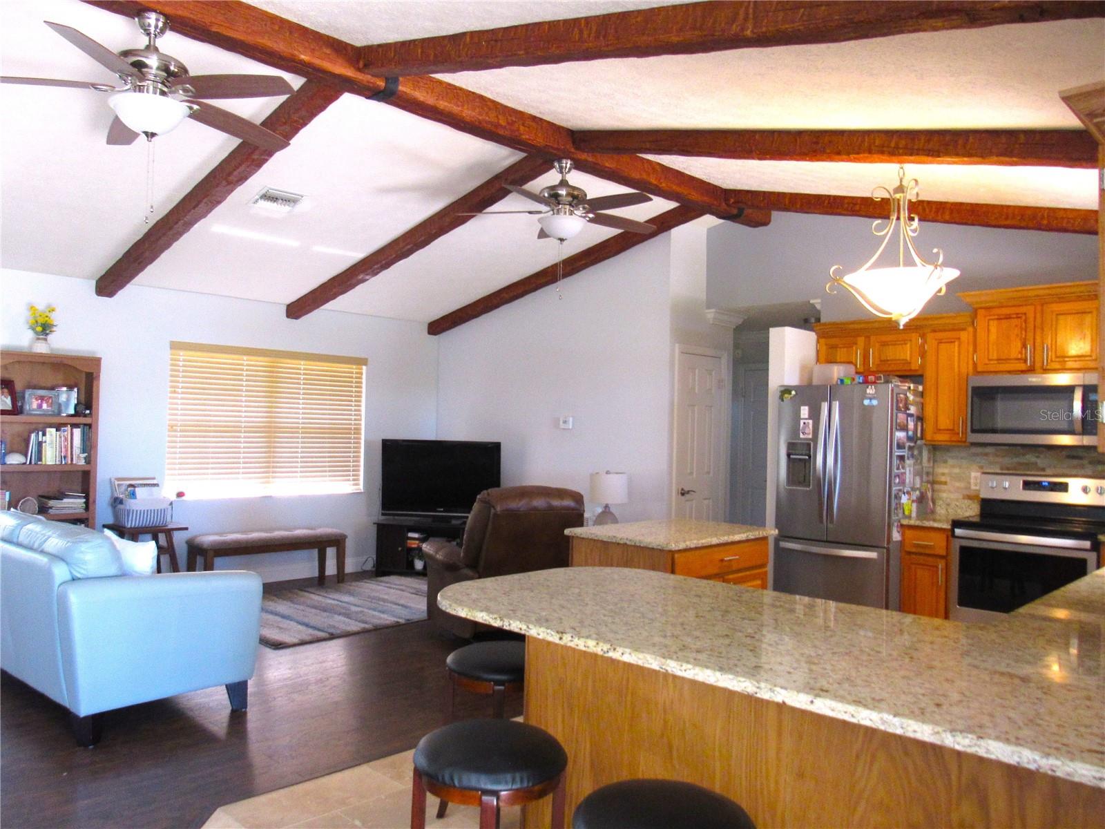 Image 19 of 40 For 7961 Riverbend Road