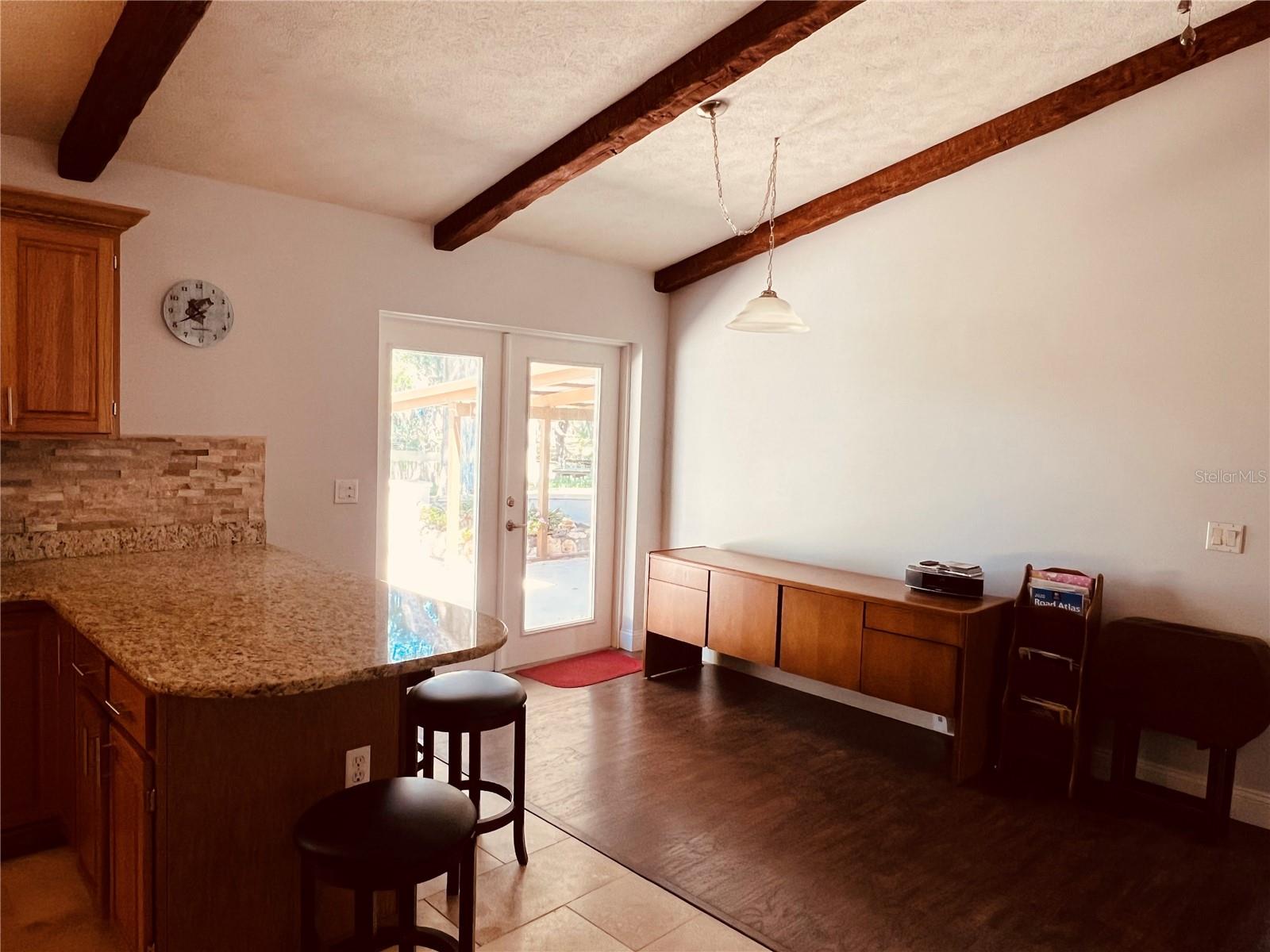 Image 21 of 40 For 7961 Riverbend Road