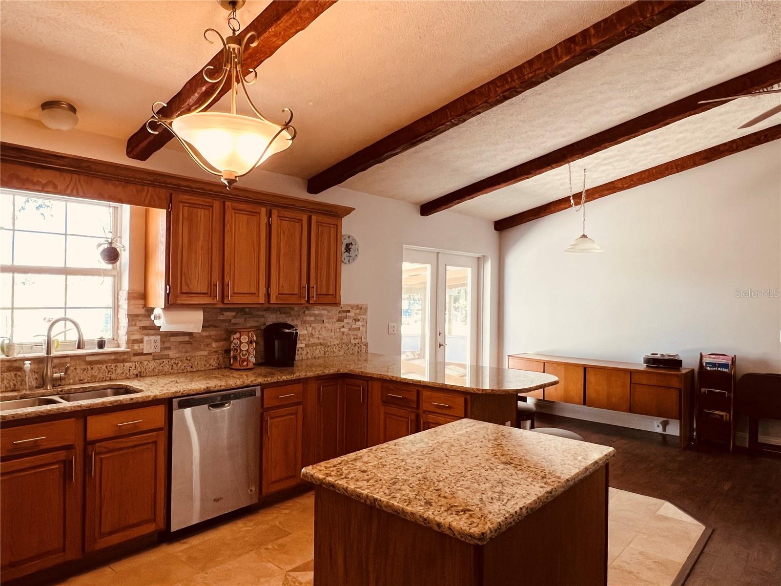 Image 22 of 40 For 7961 Riverbend Road