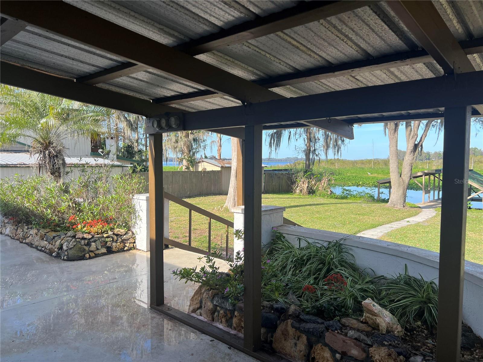 Image 31 of 40 For 7961 Riverbend Road