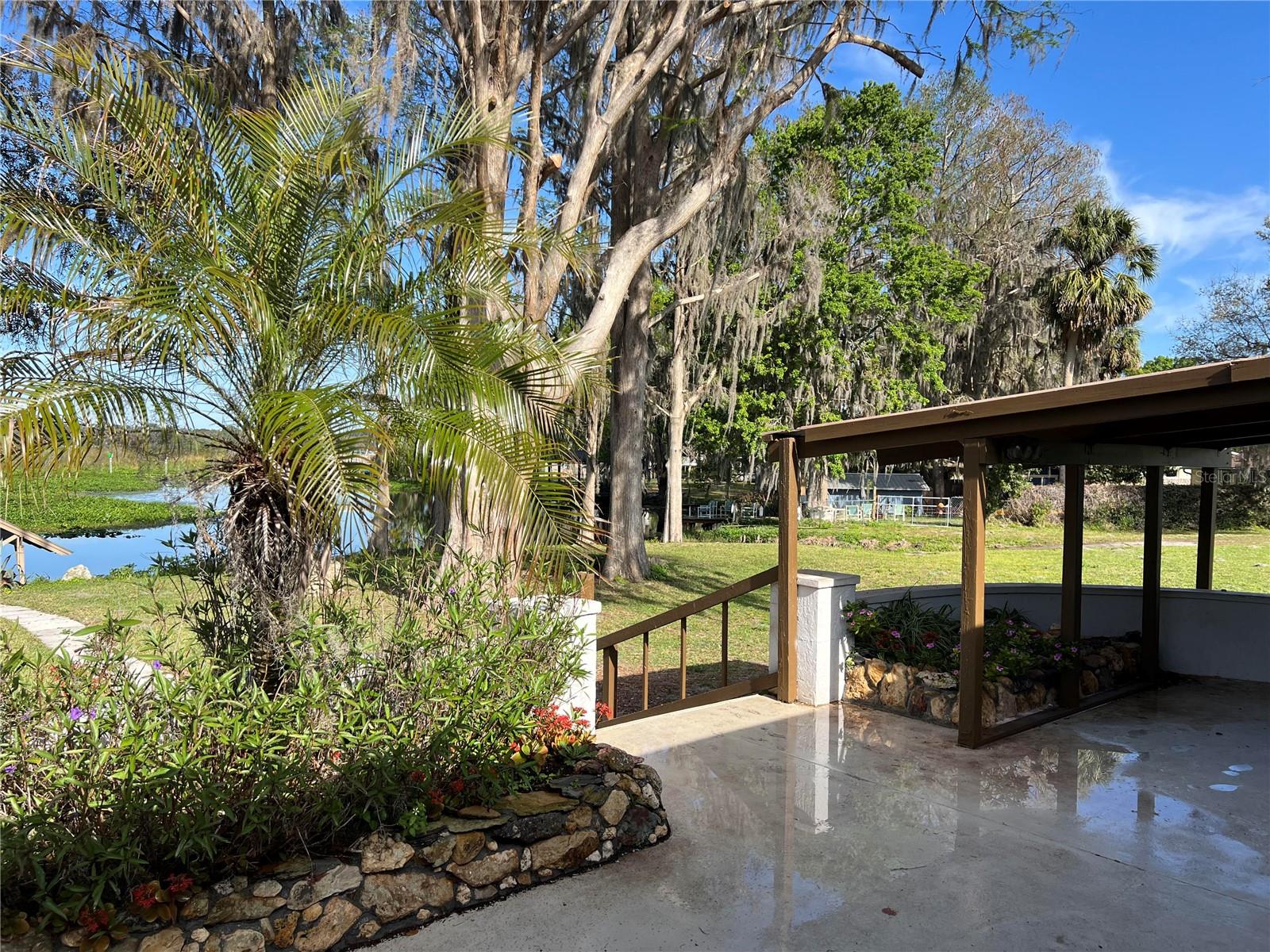 Image 34 of 40 For 7961 Riverbend Road