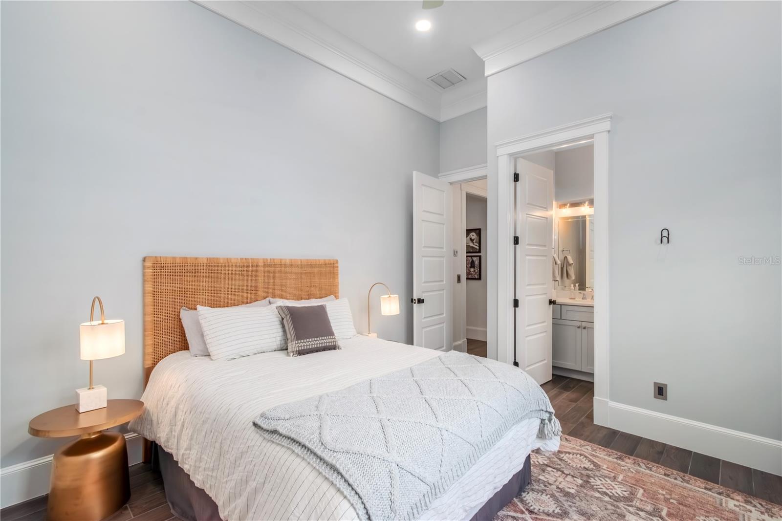 Image 26 of 55 For 3272 77th Avenue