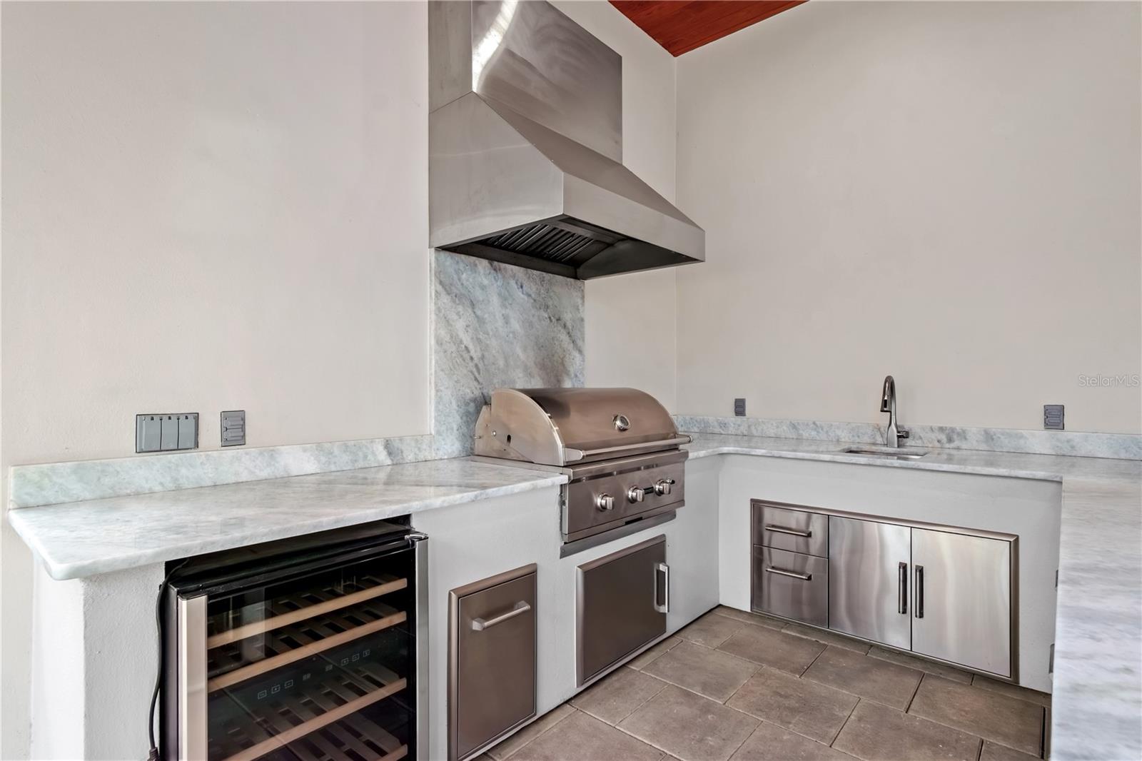 Image 42 of 55 For 3272 77th Avenue