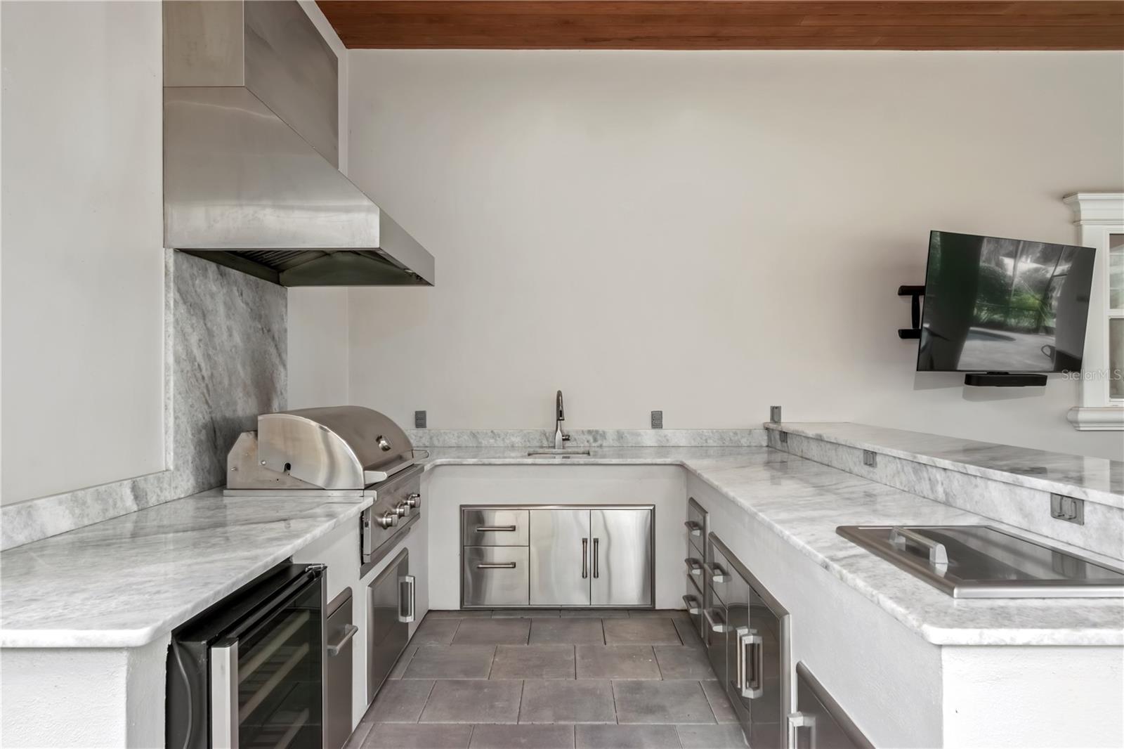 Image 43 of 55 For 3272 77th Avenue