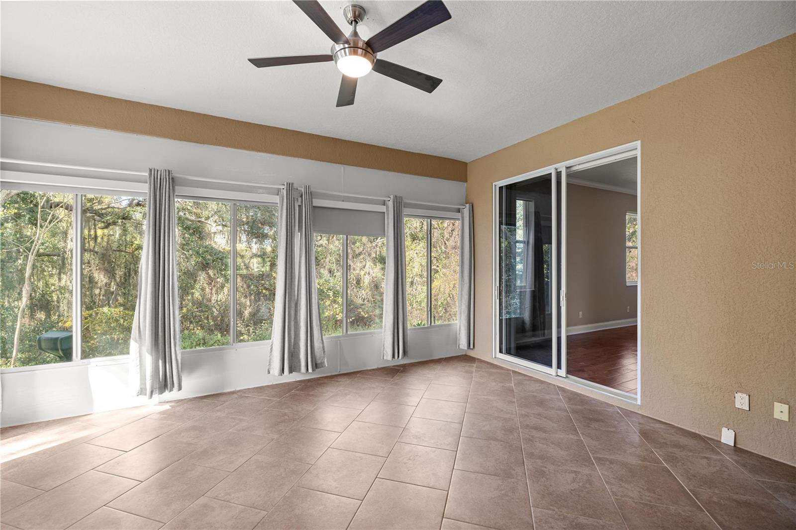 Image 15 of 40 For 5117 River Edge Lane