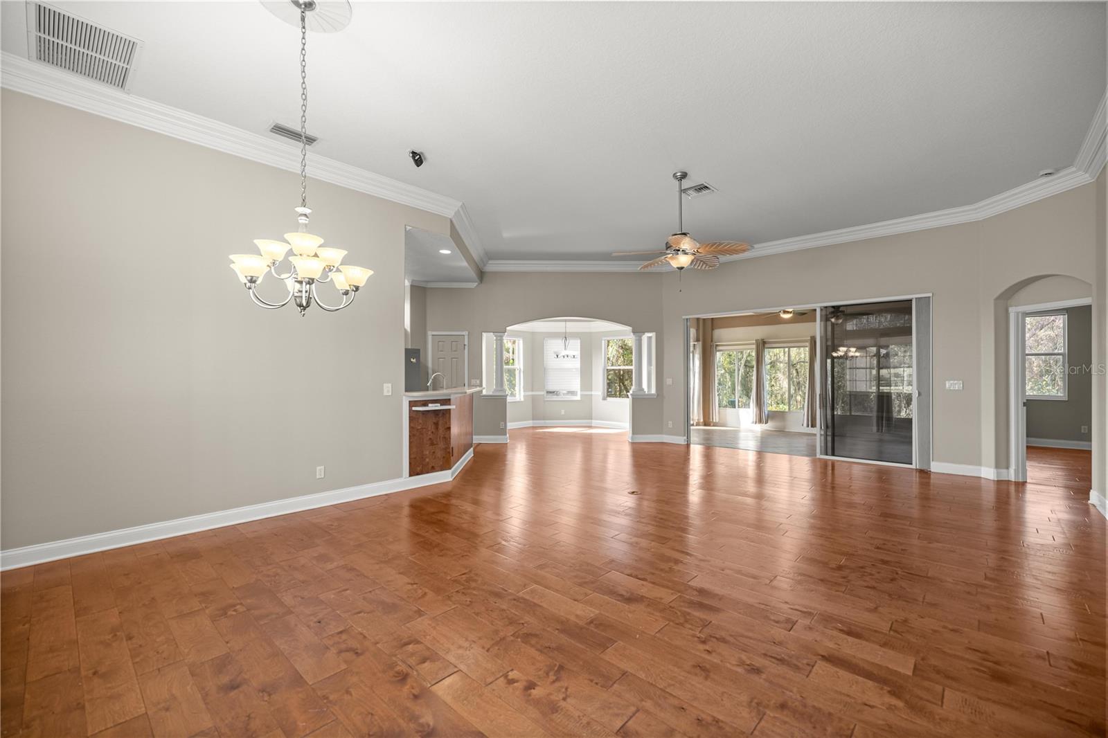 Image 5 of 40 For 5117 River Edge Lane