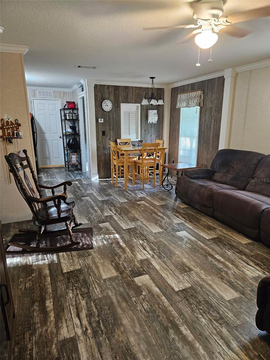 Image 6 of 8 For 396 Beverly Hills Drive