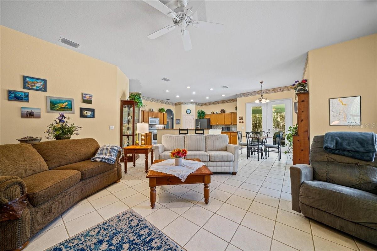 Image 17 of 52 For 16731 181st Terrace