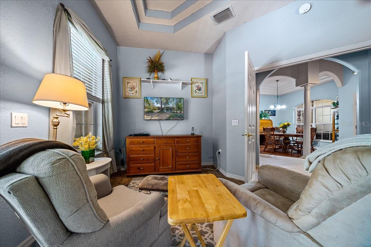 Image 19 of 52 For 16731 181st Terrace