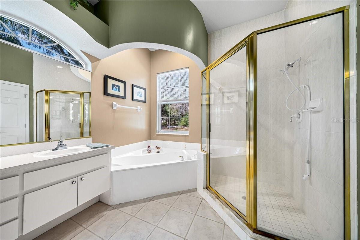 Image 22 of 52 For 16731 181st Terrace