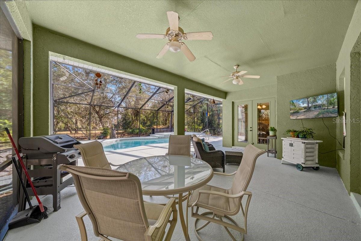 Image 31 of 52 For 16731 181st Terrace