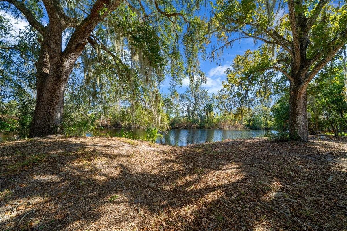 Image 41 of 52 For 16731 181st Terrace