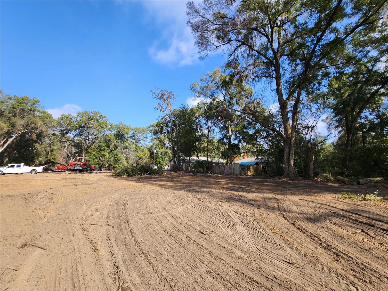 Image 15 of 18 For 00 130th Place