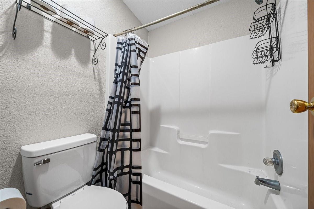 Image 18 of 33 For 6422 142nd Place