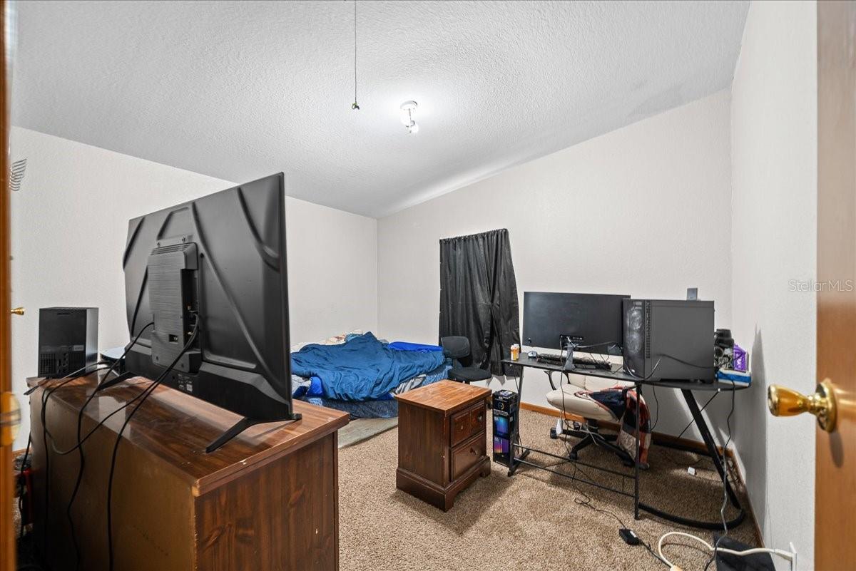 Image 19 of 33 For 6422 142nd Place