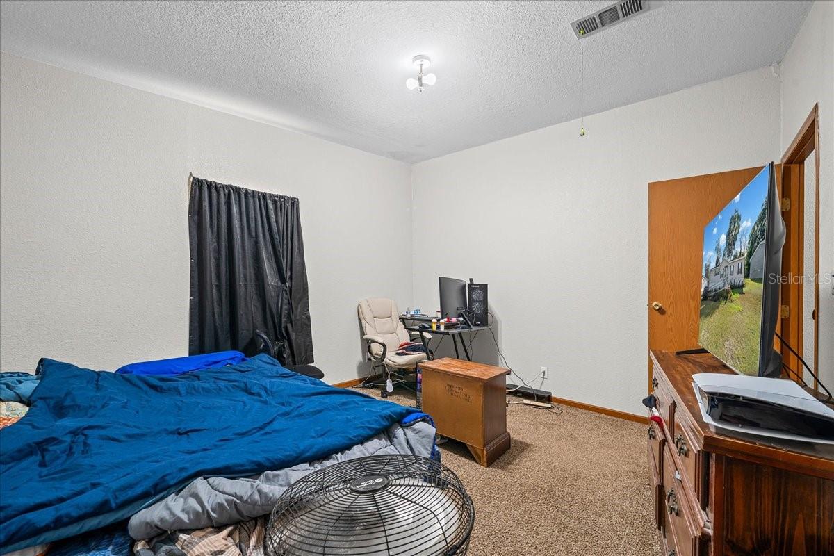 Image 20 of 33 For 6422 142nd Place