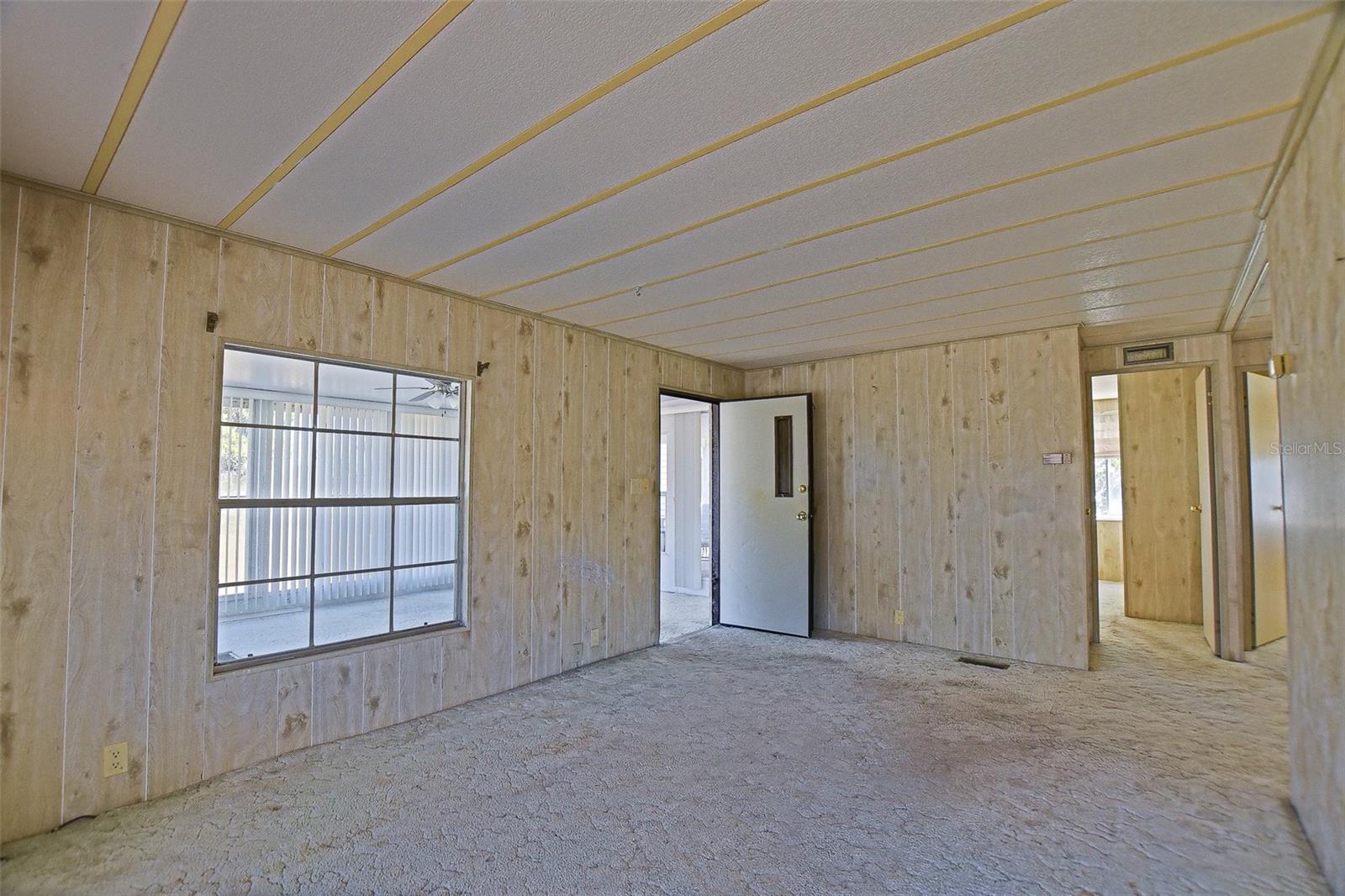 Image 29 of 43 For 7452 135th Street