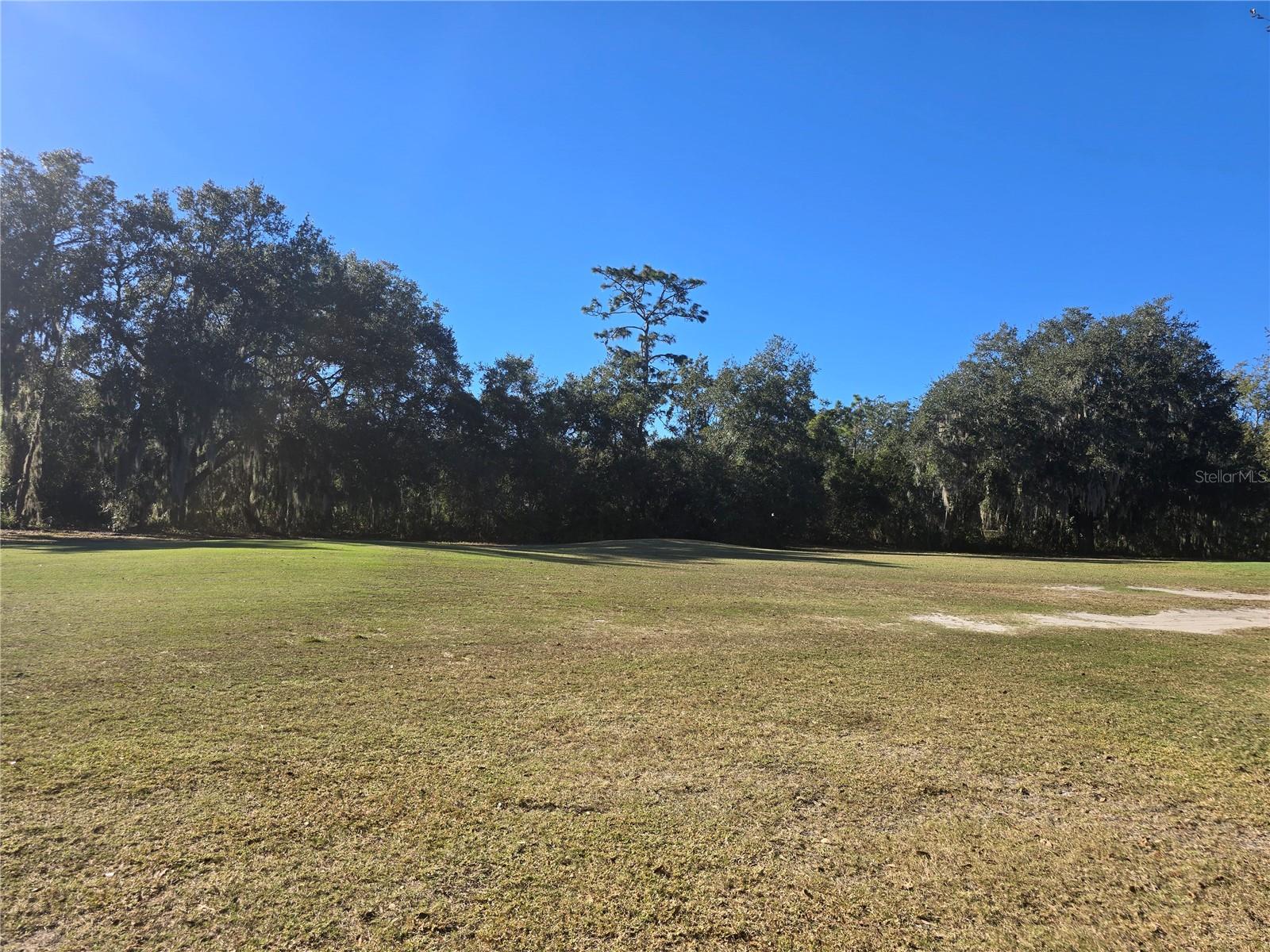 Image 18 of 27 For Red Bay Court