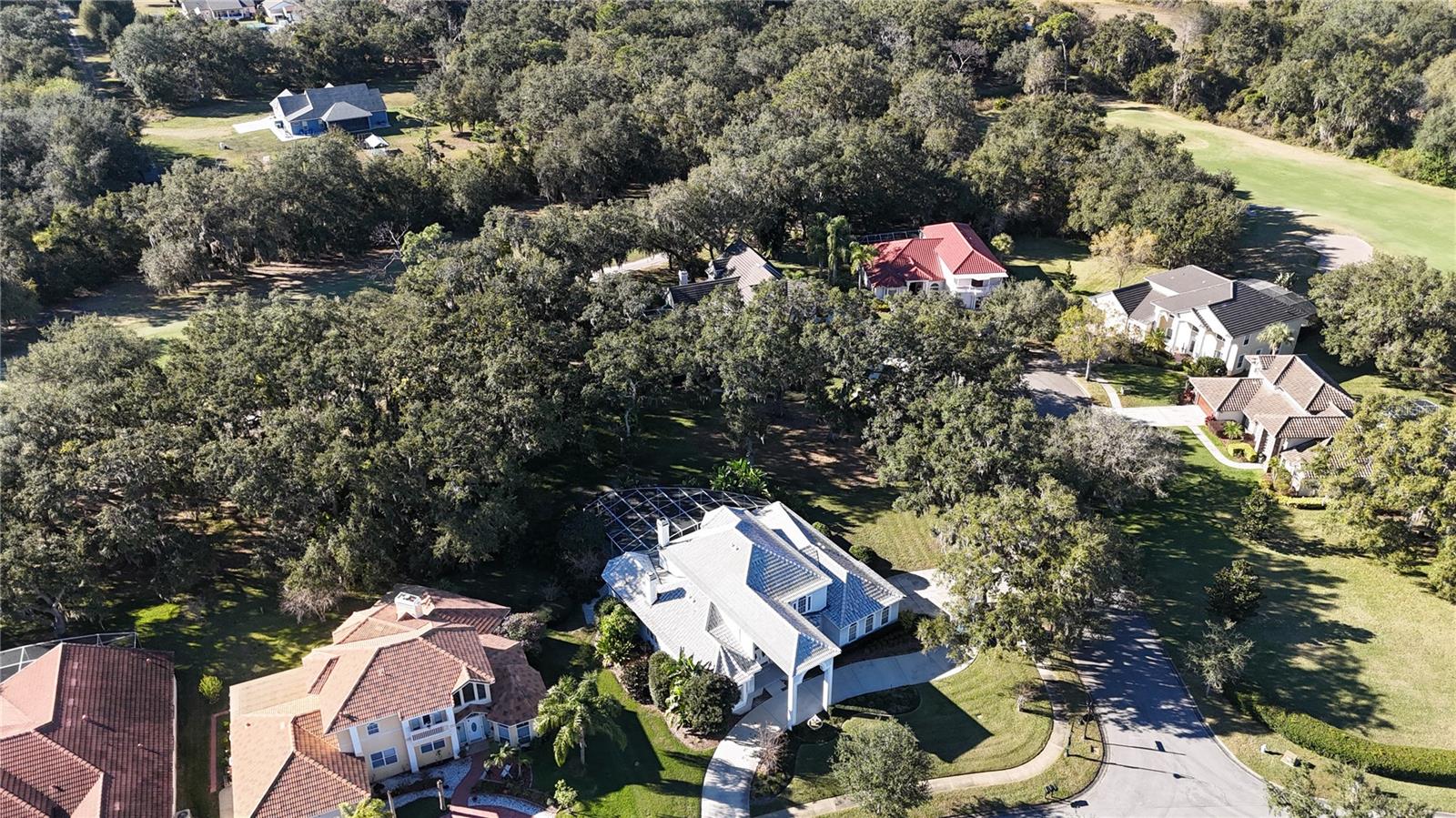 Image 22 of 27 For Red Bay Court