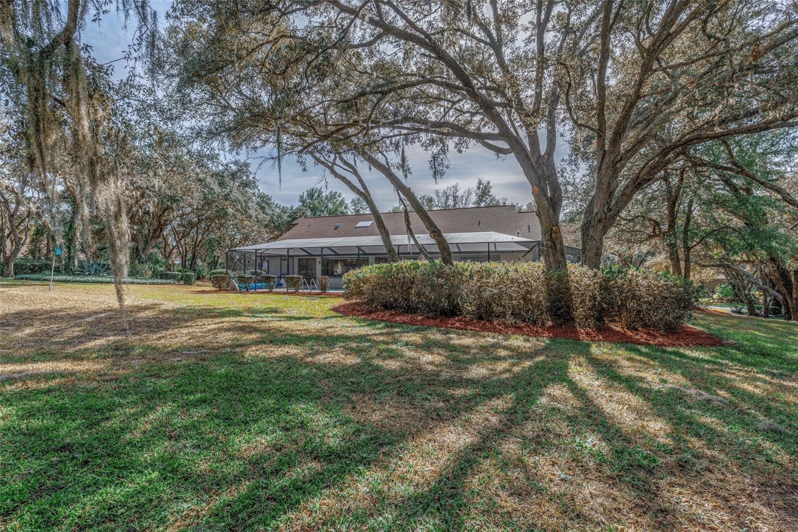 Image 11 of 55 For 115 Ireland Court