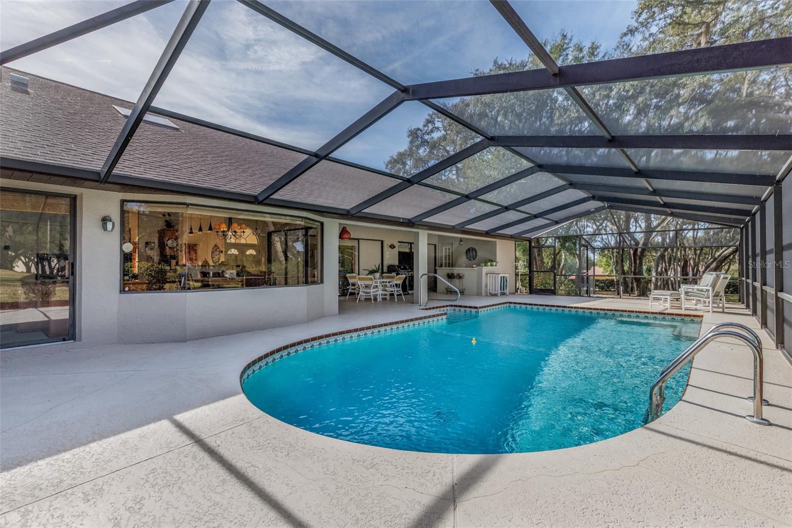 Image 22 of 55 For 115 Ireland Court