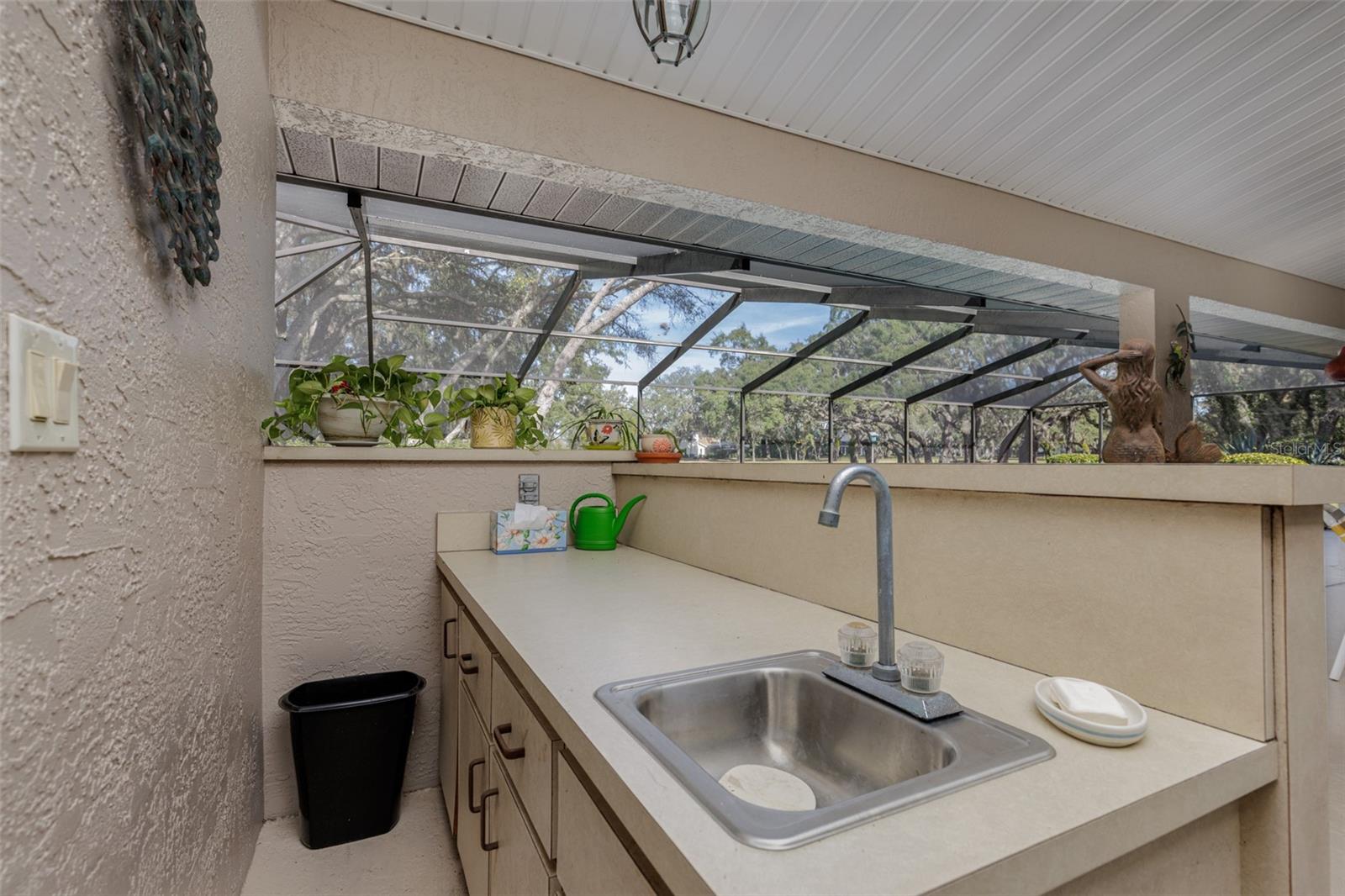 Image 30 of 55 For 115 Ireland Court