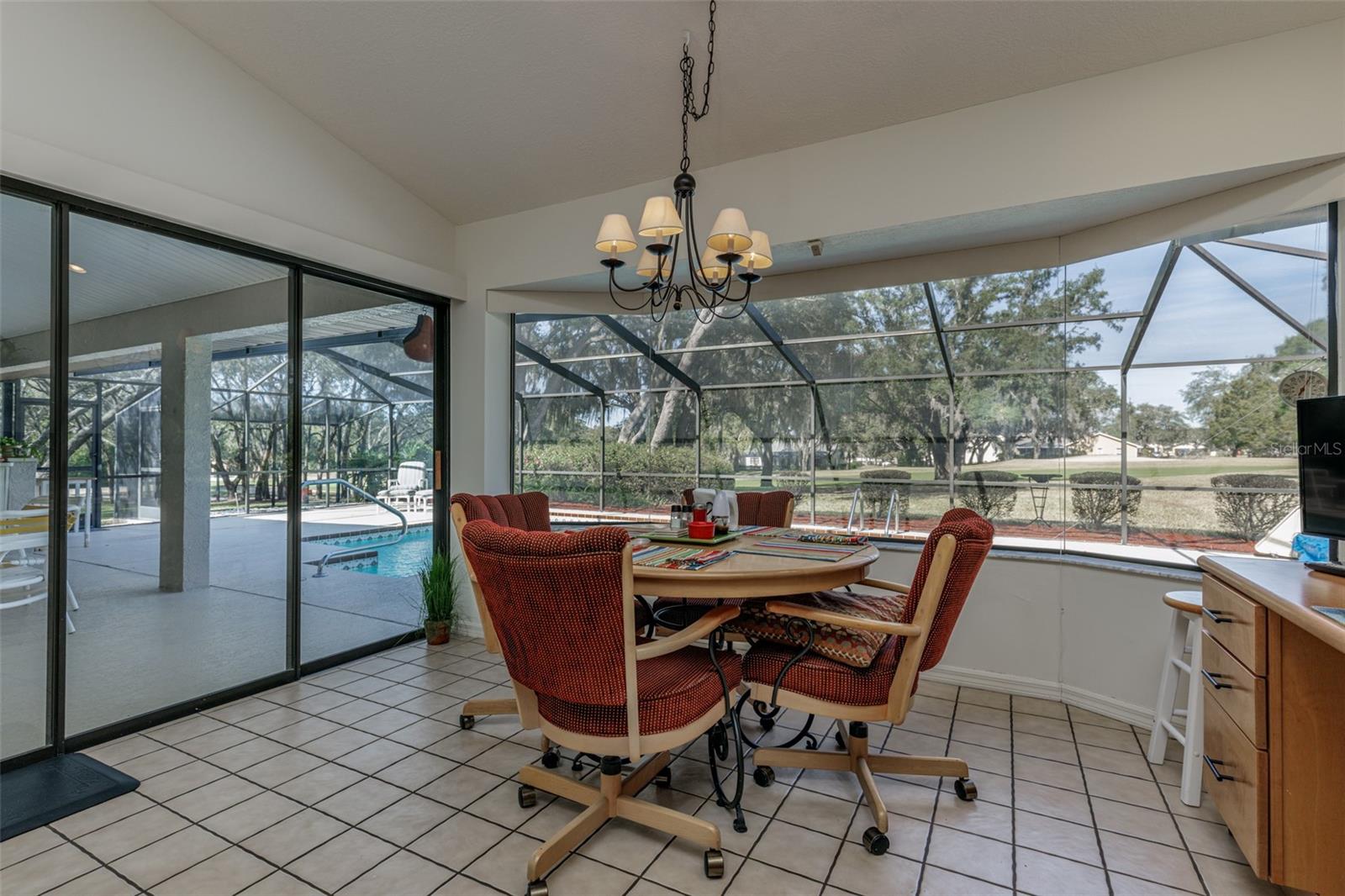 Image 32 of 55 For 115 Ireland Court