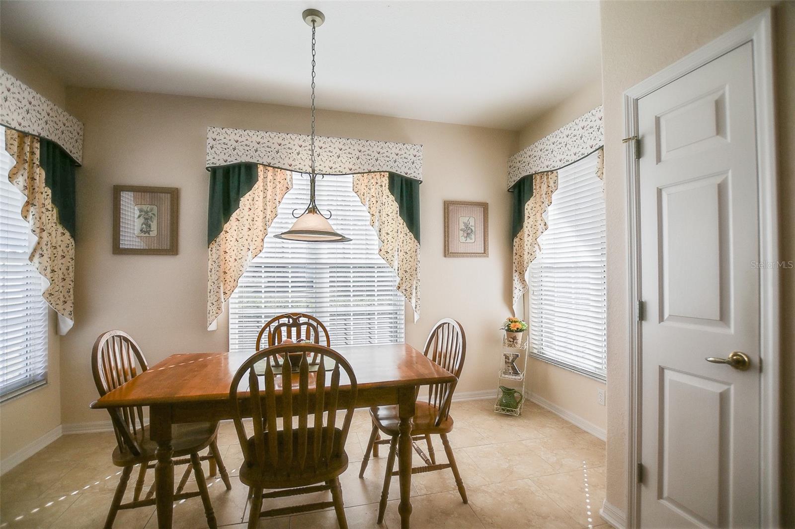 Image 19 of 47 For 9495 130th Place Road