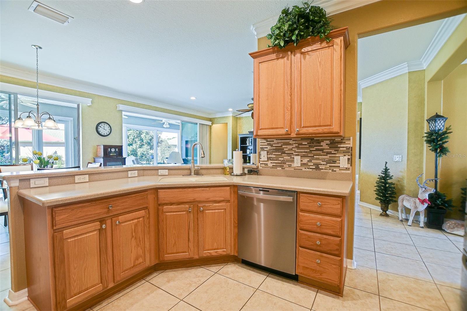 Image 13 of 60 For 11703 91st Circle