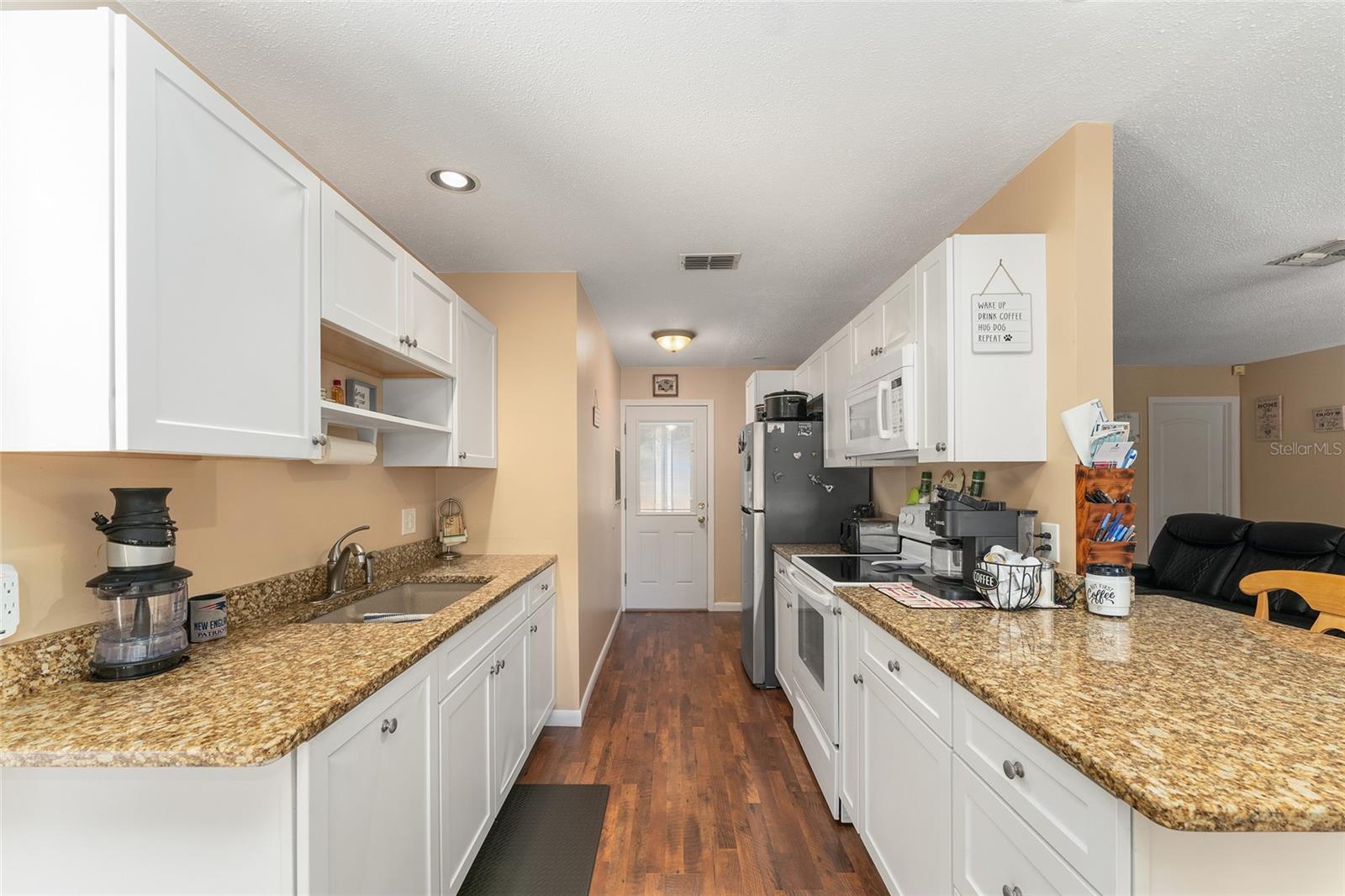 Image 19 of 47 For 4960 195th Avenue