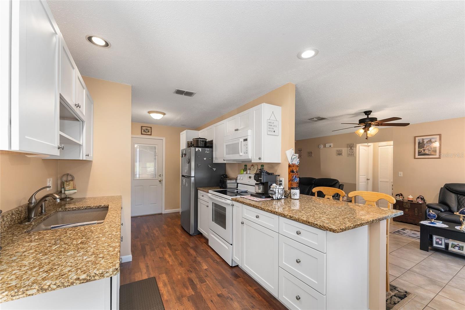 Image 20 of 47 For 4960 195th Avenue