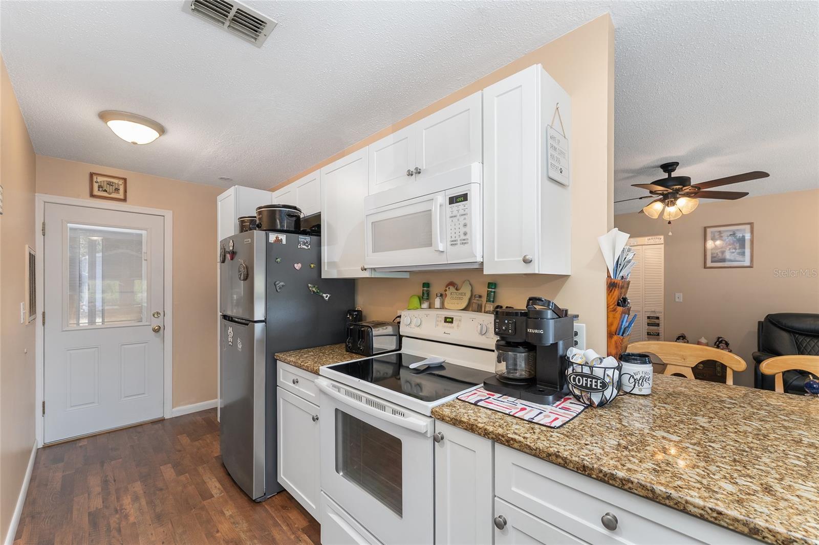 Image 22 of 47 For 4960 195th Avenue