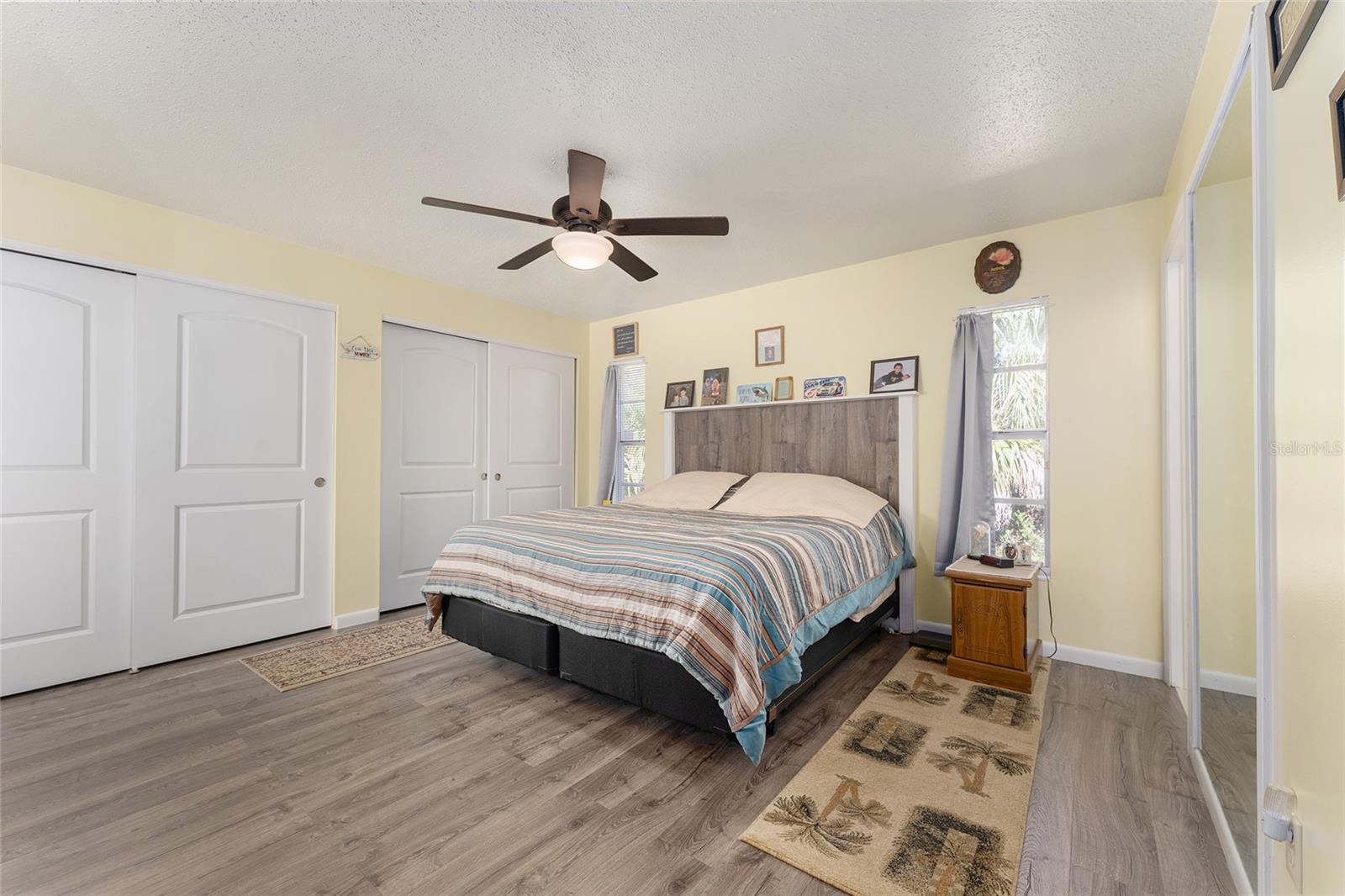 Image 27 of 47 For 4960 195th Avenue