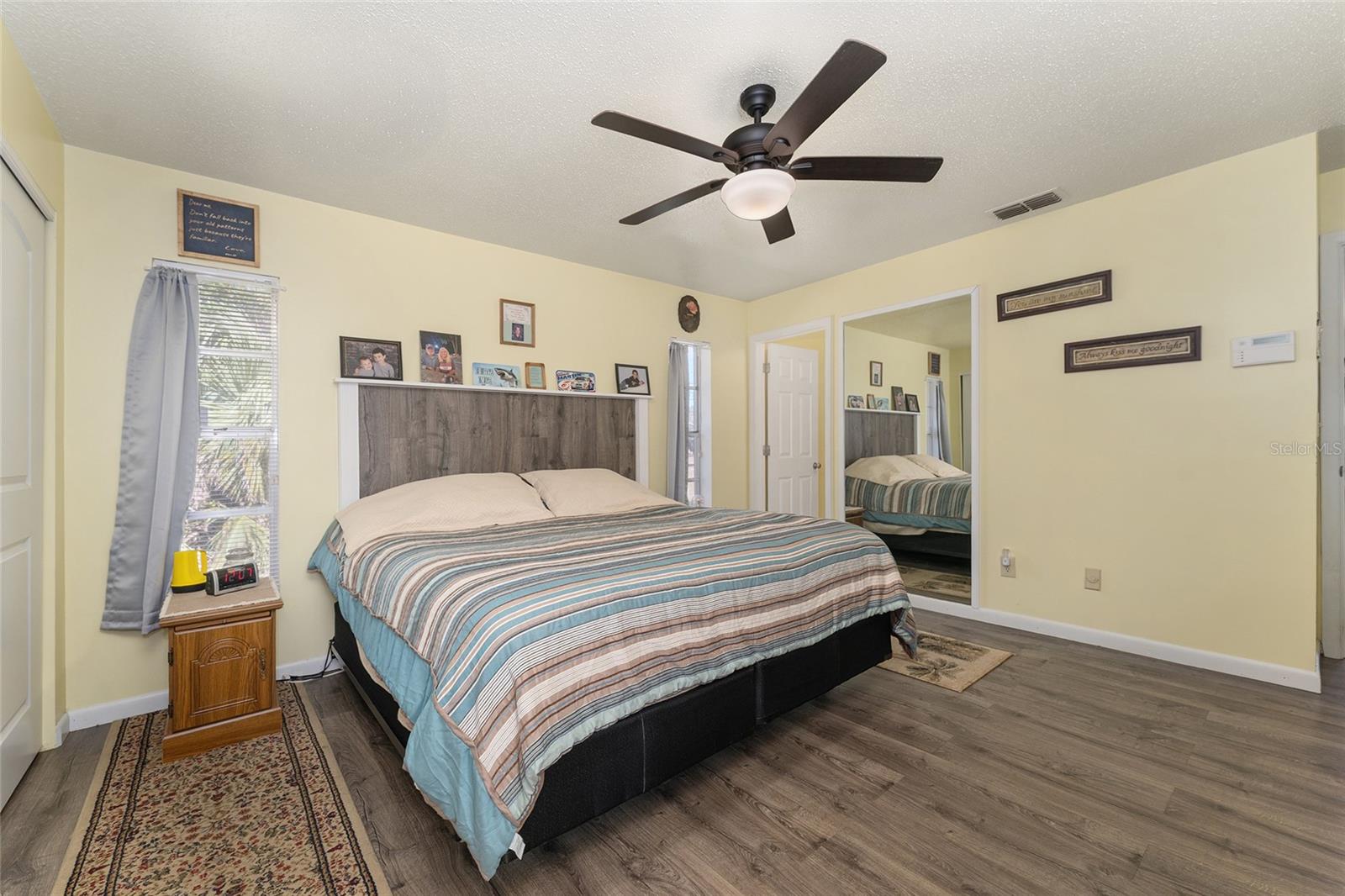 Image 28 of 47 For 4960 195th Avenue