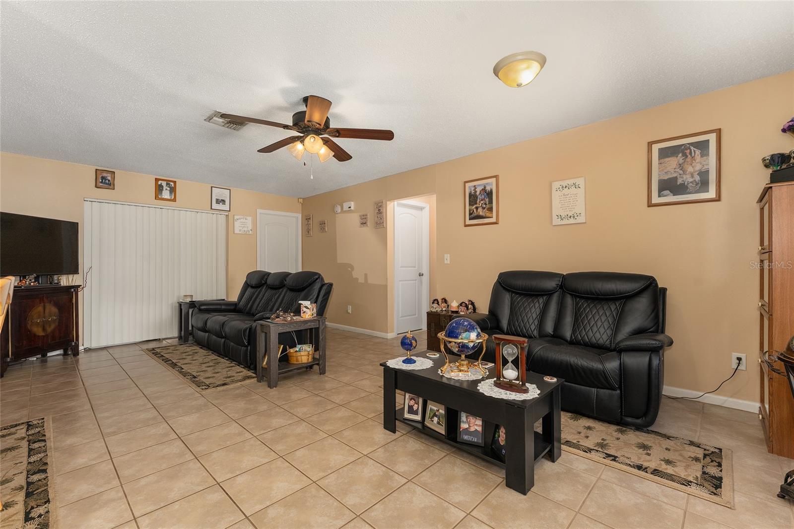 Image 8 of 47 For 4960 195th Avenue