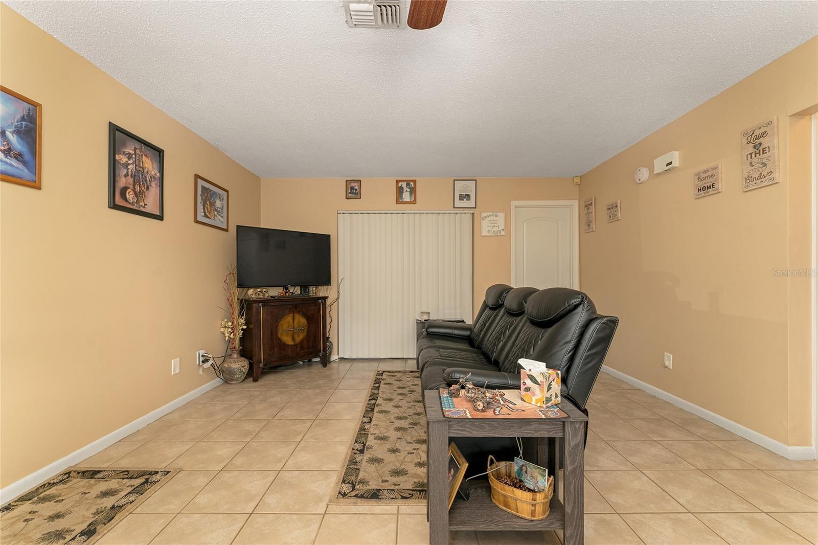 Image 9 of 47 For 4960 195th Avenue