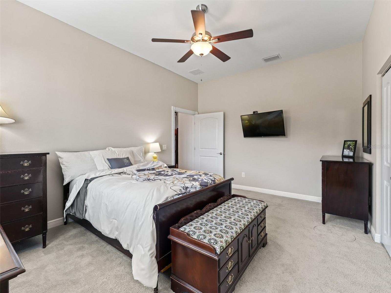 Image 35 of 81 For 19331 Levy Street